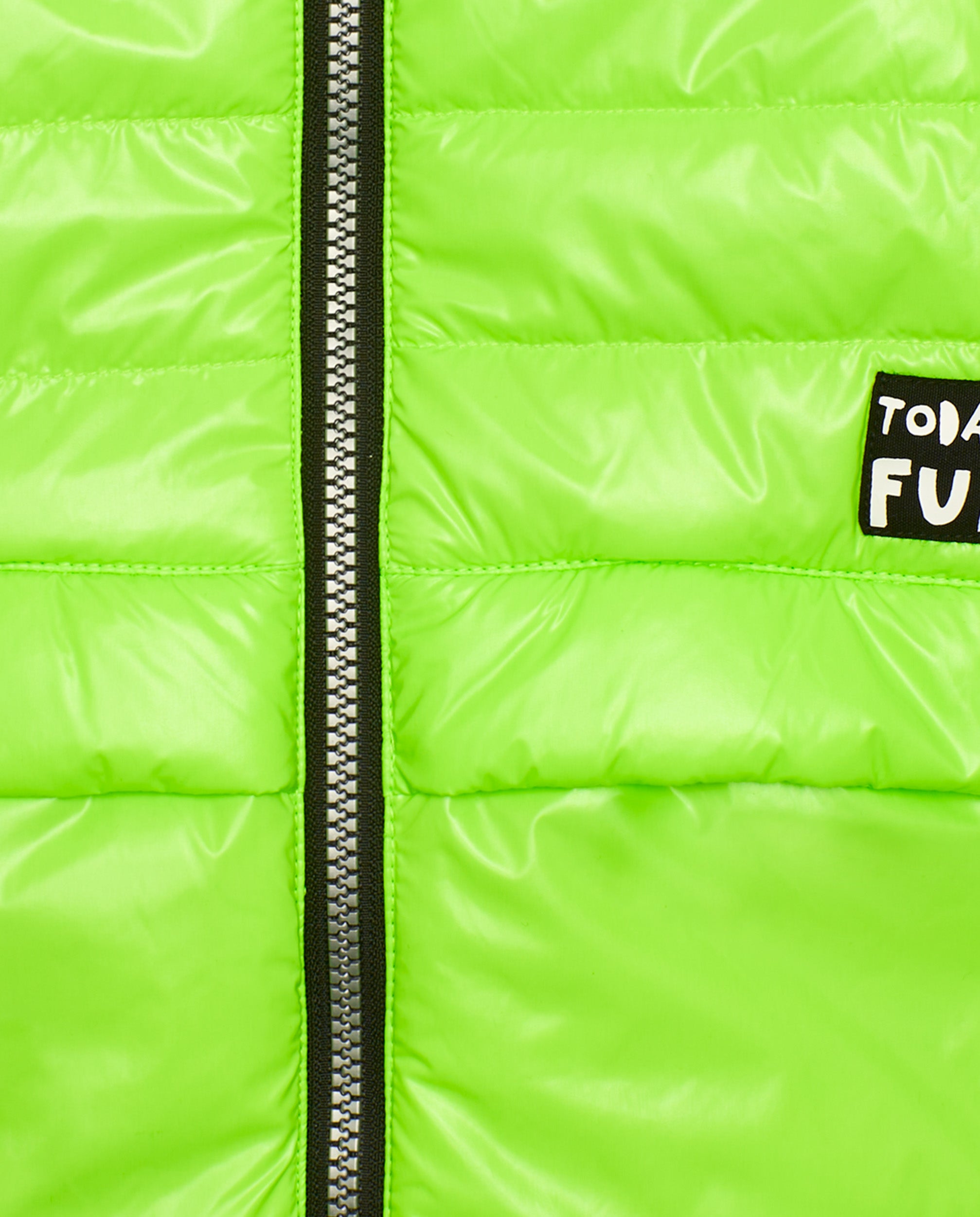 Tuc Tuc Erkek Çocuk Neon Yeşil Puffer Mont – Kapüşonlu, Yazılı Grafik Baskılı