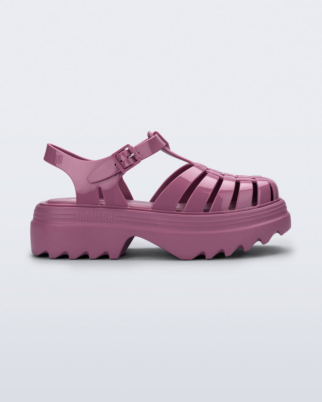 Melissa Possession Platform II lila renkli 5 cm tırtıklı platform tabanlı kadın sandalet yan görünüm ve naylon toka detayı