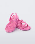Mini Melissa Baby Stripes pembe renkli logolu şerit bantlı kız çocuk sandalet çapraz görünüm