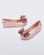 Melissa Ultragirl Bow pudra pembe babet yan profil ve üstten görünüm - rose gold glitter fiyonk ve metal toka detay