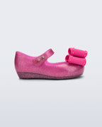 Mini Melissa Ultragirl Classic Bow simli pembe (glitter pink) fiyonklu kız çocuk babeti profilden görünüm