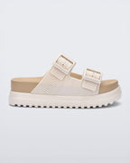 Melissa Cozy M-Lover Platform bej kadın sandal yan profil – traktör taban ve yüksek platform.
