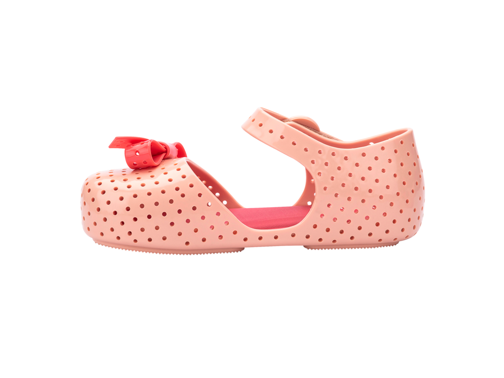 Mini Melissa Furadinha Pop BB bej kırmızı çocuk ayakkabı yan görünüm, konforlu kalıp ve esnek yapı