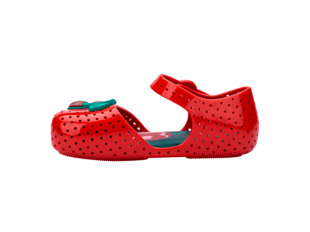 Mini Melissa Furadinha Cherry BB kırmızı çocuk ayakkabısı – yan profil, hafif ve esnek taban, minik ayaklara özel ergonomik tasarım