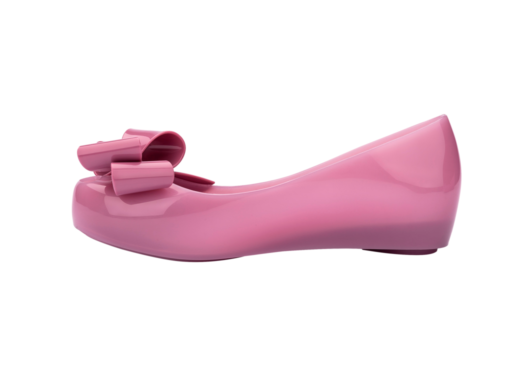 Mini Melissa lila balerin ayakkabı, yandan görünüm, günlük ve özel gün kombinlerine uygun