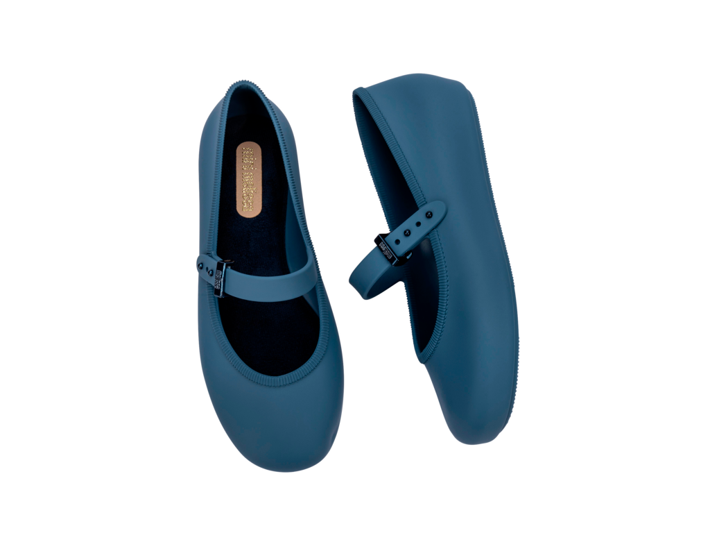 Mini Melissa Soft Ballerina INF mavi üstten görünüm, ayarlanabilir kayışlı balerin çocuk ayakkabısı
