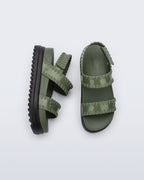 melissa dune platform yesil kadin sandalet ustten cekim detay goruntu