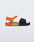 Mini Melissa Colors Infantil siyah turuncu sarı renk geçişli sportif unisex çocuk sandaleti profilden görünüm