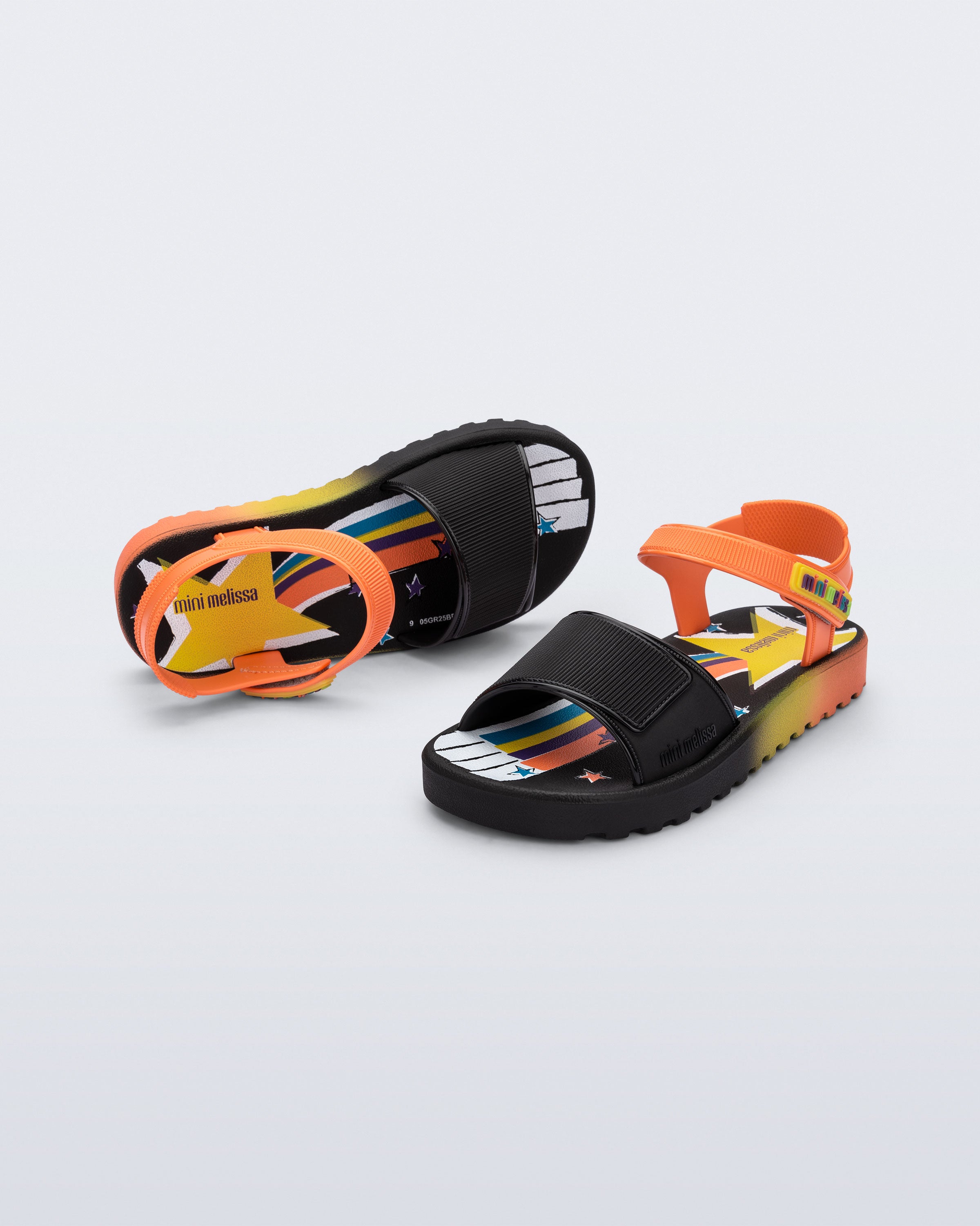 Yıldız desenli iç tabana sahip Mini Melissa Colors renkli çocuk sandaleti üstten görünüm