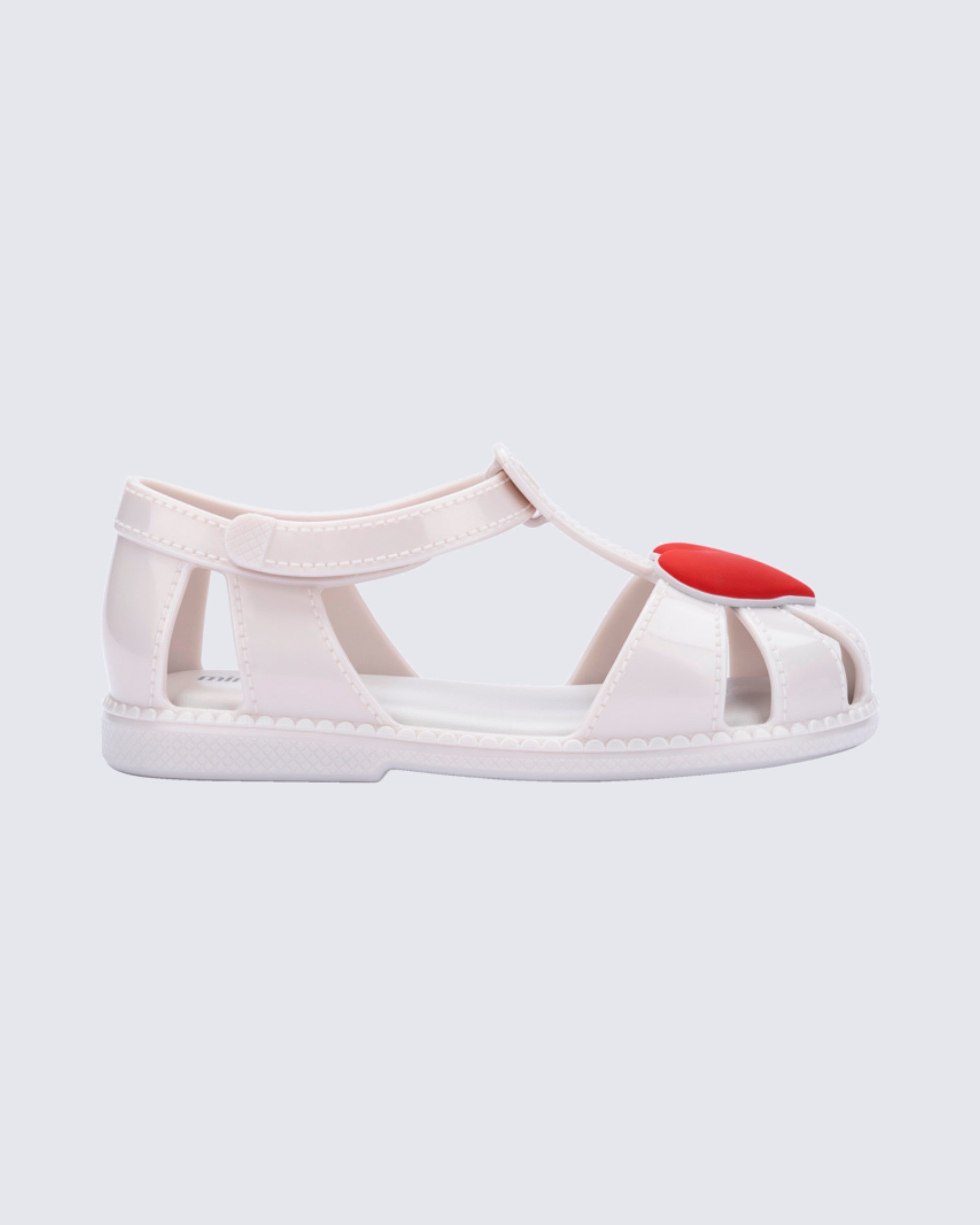 Mini Melissa Hip Heart Ballerina beyaz velcro cırt cırt kapama detayı