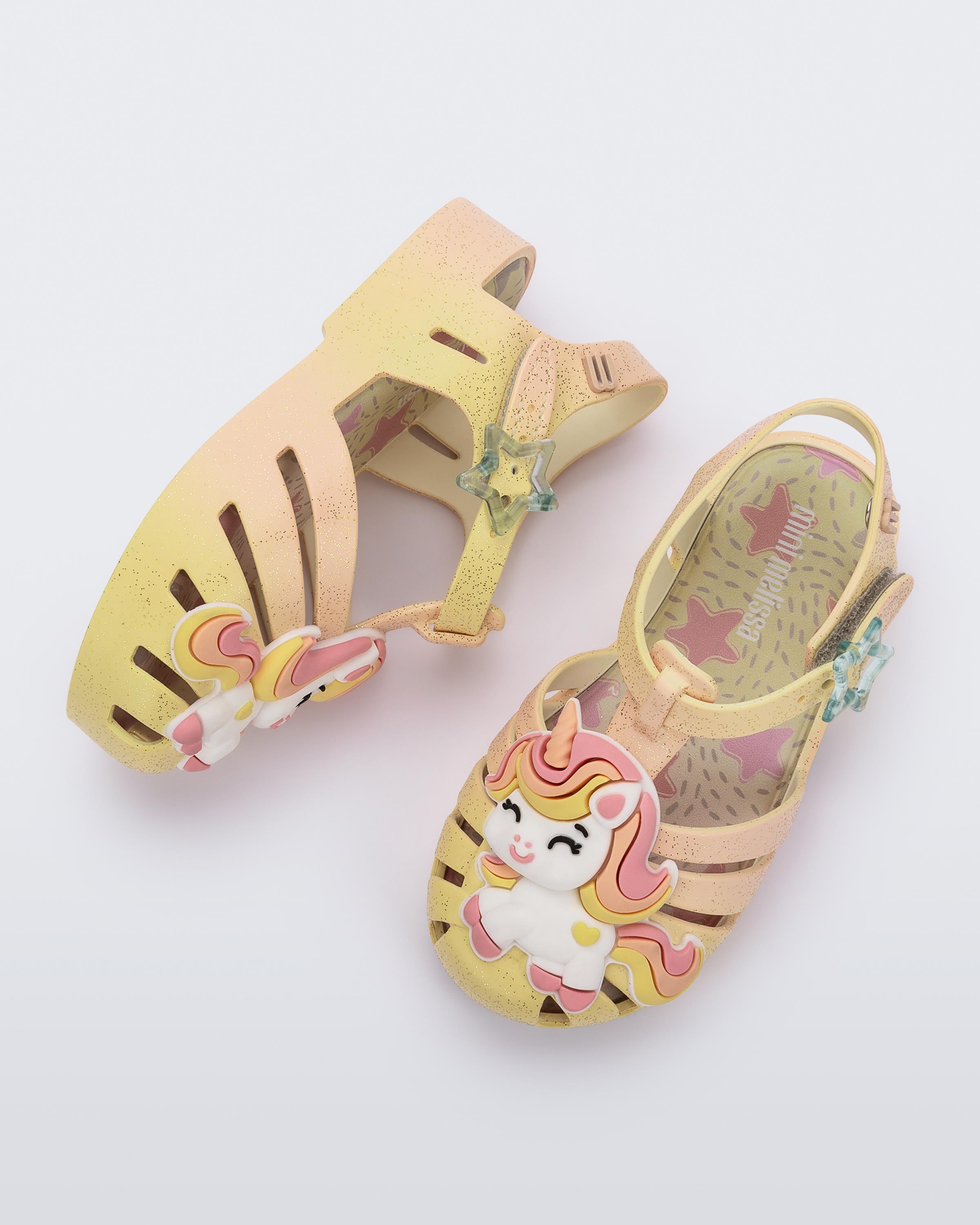 Mini Melissa Possession Uni Baby sarı unicorn figürlü çocuk sandalet üstten görünüm