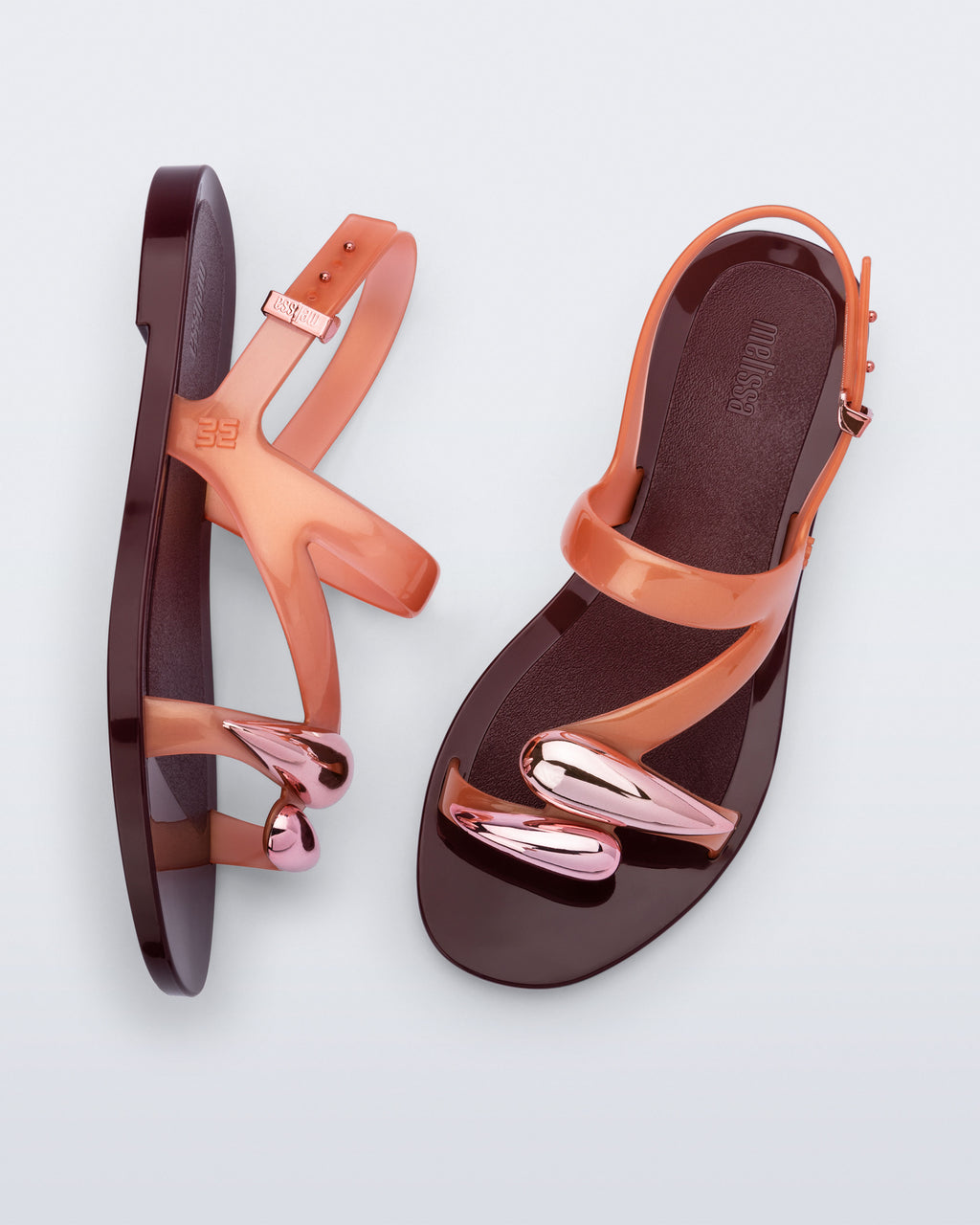 Melissa Iris Sandal metal damla detaylı kadın sandalet üstten görünüm bordo mercan