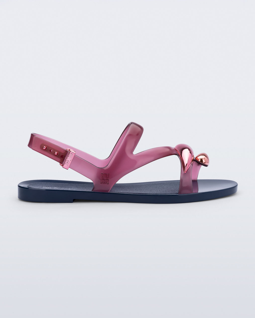 Koyu mavi tabanlı ve şeffaf pembe bantlı Melissa Iris Sandal kadın sandalet yan profil ve ayarlanabilir toka