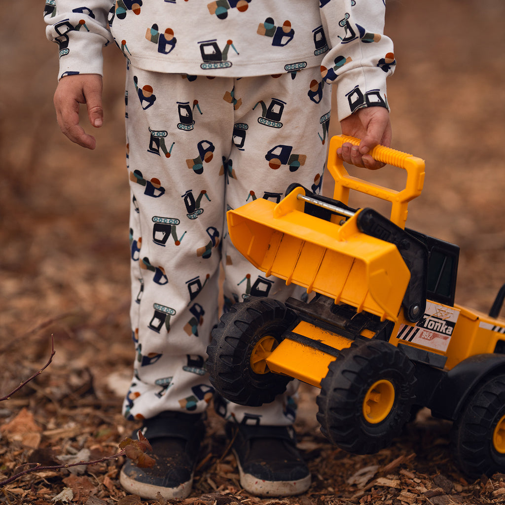 İnşaat temalı çocuk pijama takımı – uzun kollu üst ve alt