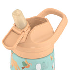 Cool Bottles Kiddies kulplu kapak ve silikon BiteFlow ağızlık yakın çekimi