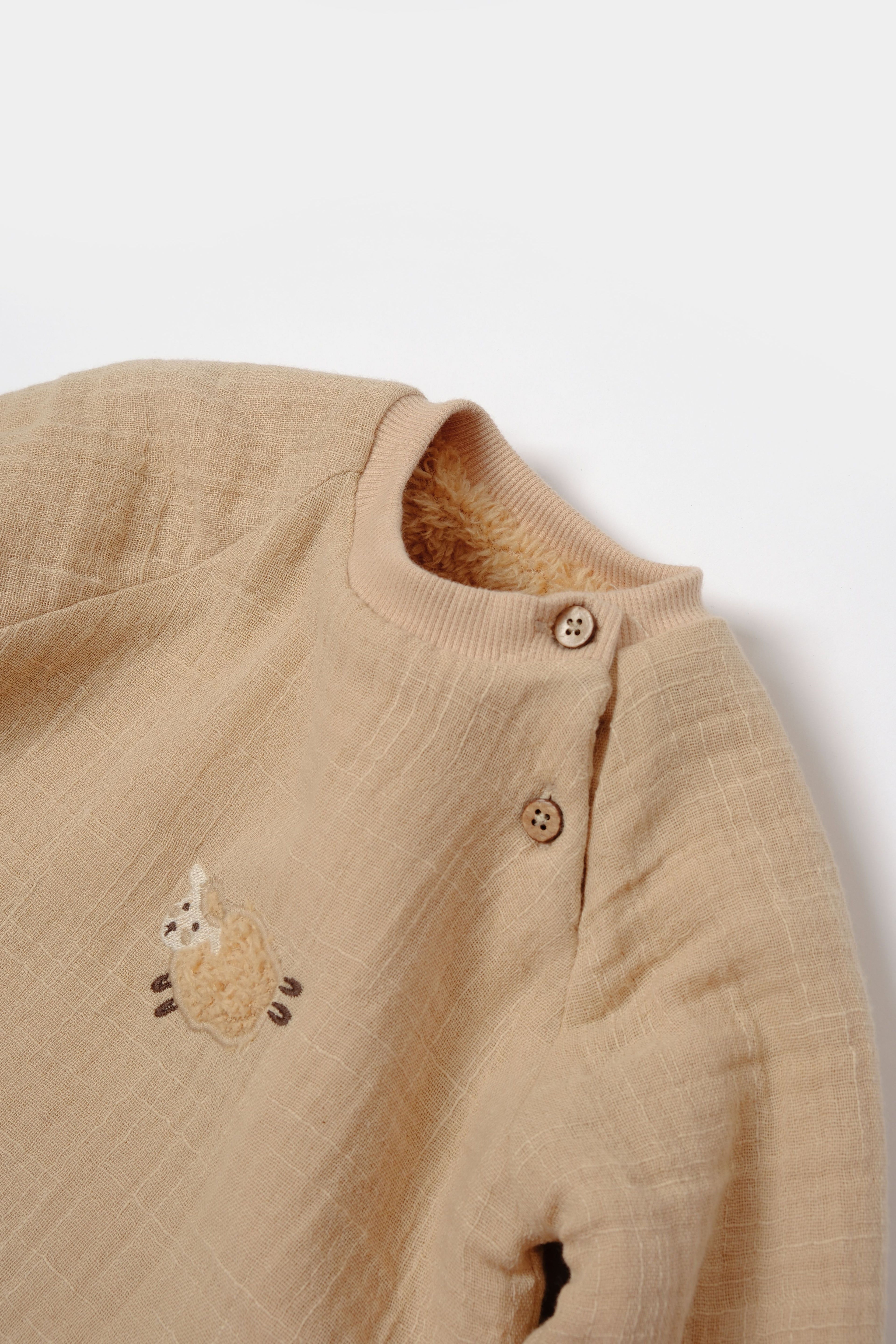 Müslin & Wellsoft İçi Kürklü İki Parça Kuzu Nakışlı Takım