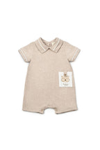 BabyCosy Teddy Bear bej müslin şort tulum, önden görünüm: polo yaka ve ayıcık cep