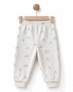 Kuzu desenli ekru pijama pantolonu, lastikli bel ve manşetli paçalar