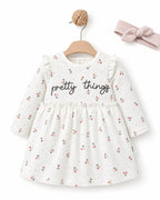 BabyCosy organik pamuk kız bebek elbise ve bandana seti; mini kiraz desenli ekru elbise, pretty things nakışı ve açık pembe bandana