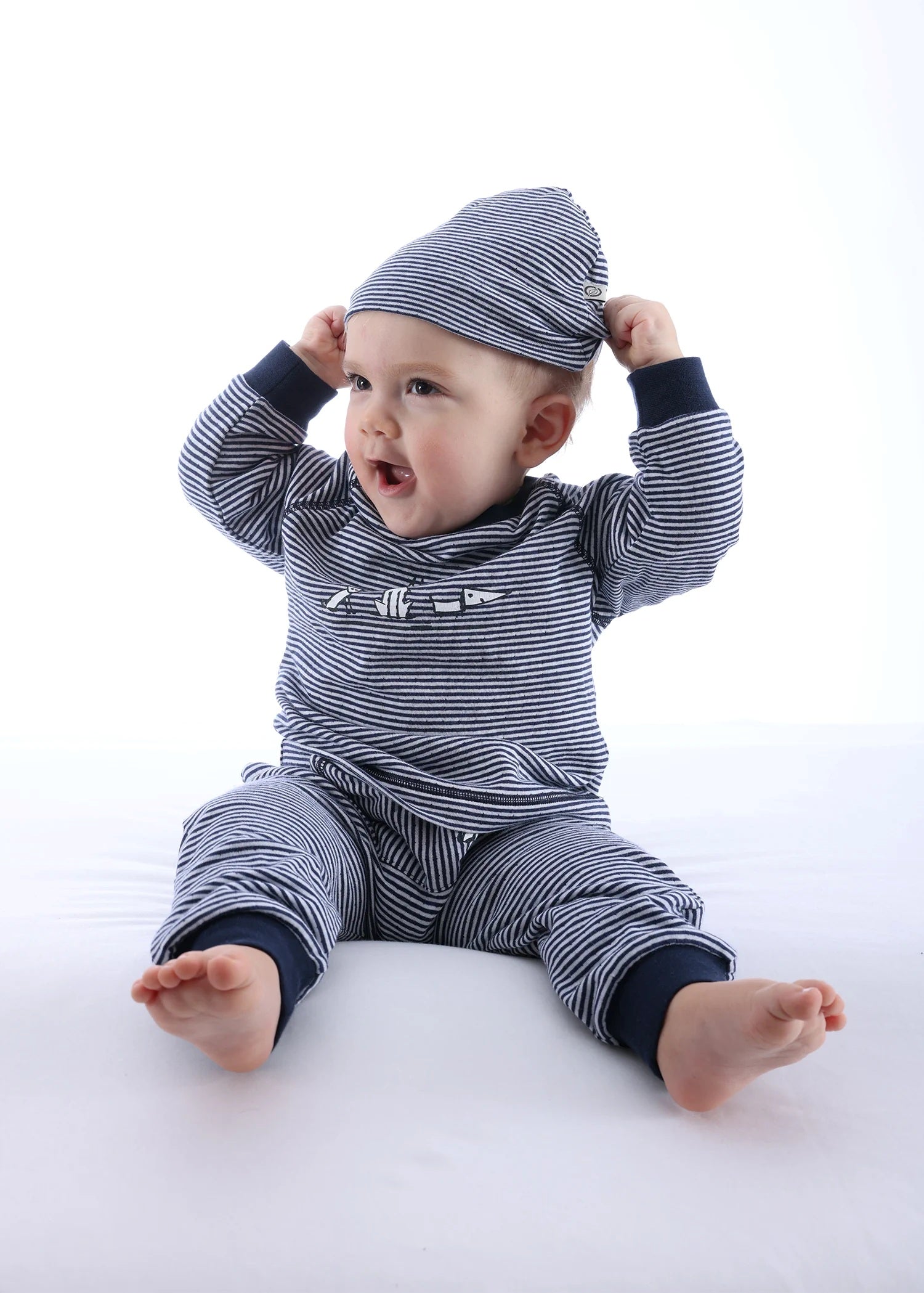 Organik Pamuk Çizgili Lacivert Bebek Eşofman Takımı – 3'lü Set