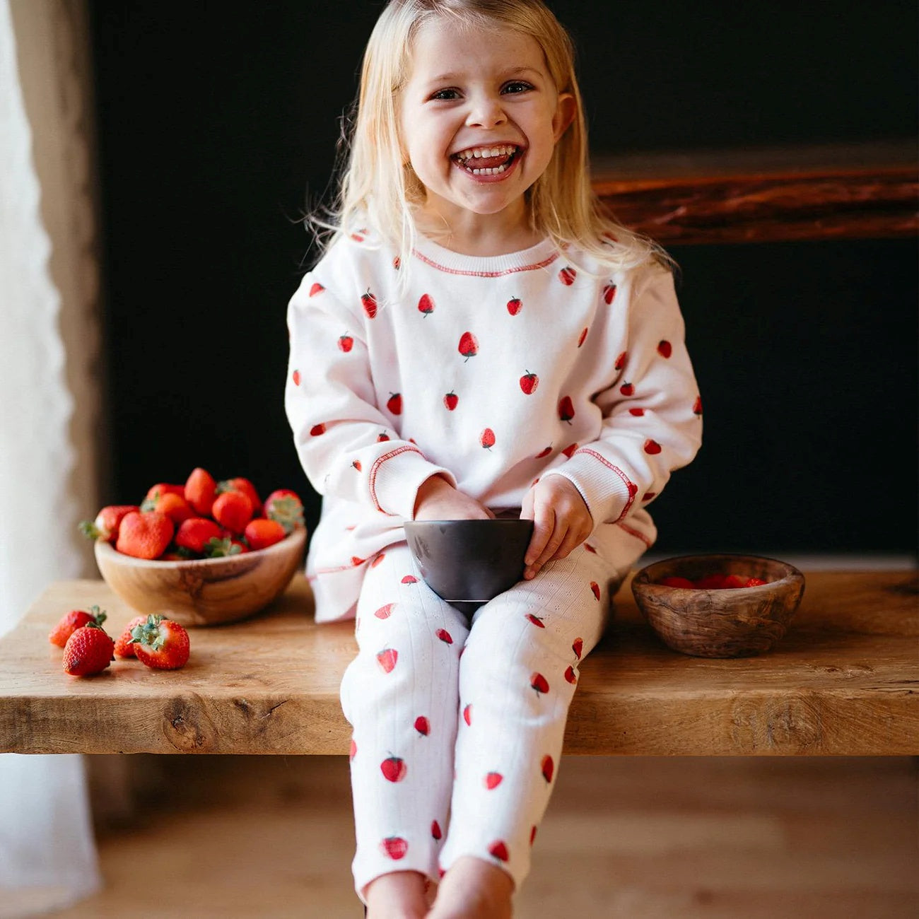 Organik pamuk bebek sweatshirt pantolon set – çilek desenli, Riki Baby&Kids