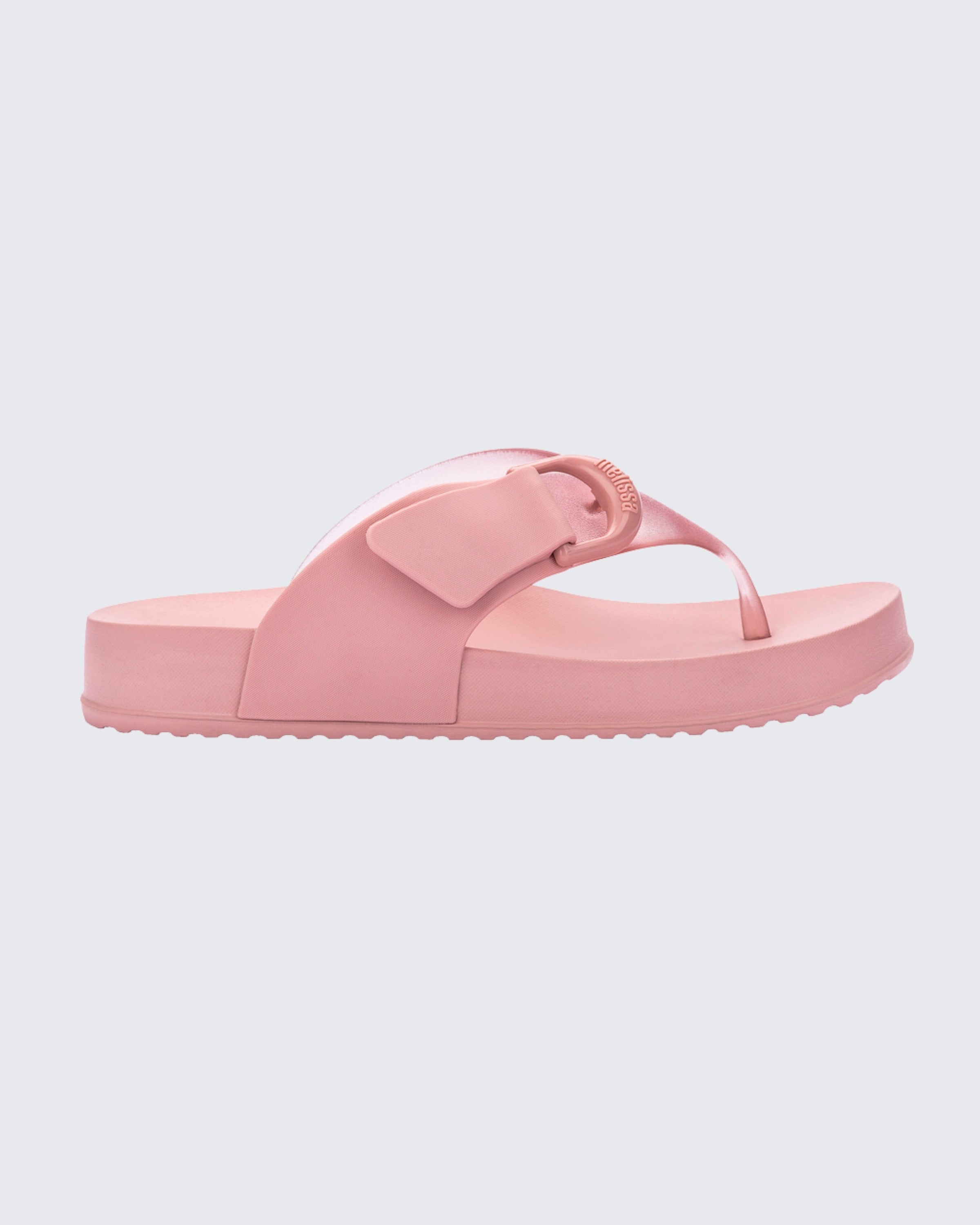 Hafif tabanlı ve dekoratif tokalı parmak arası Melissa Cozy Thong pembe kadın terlik yan profil