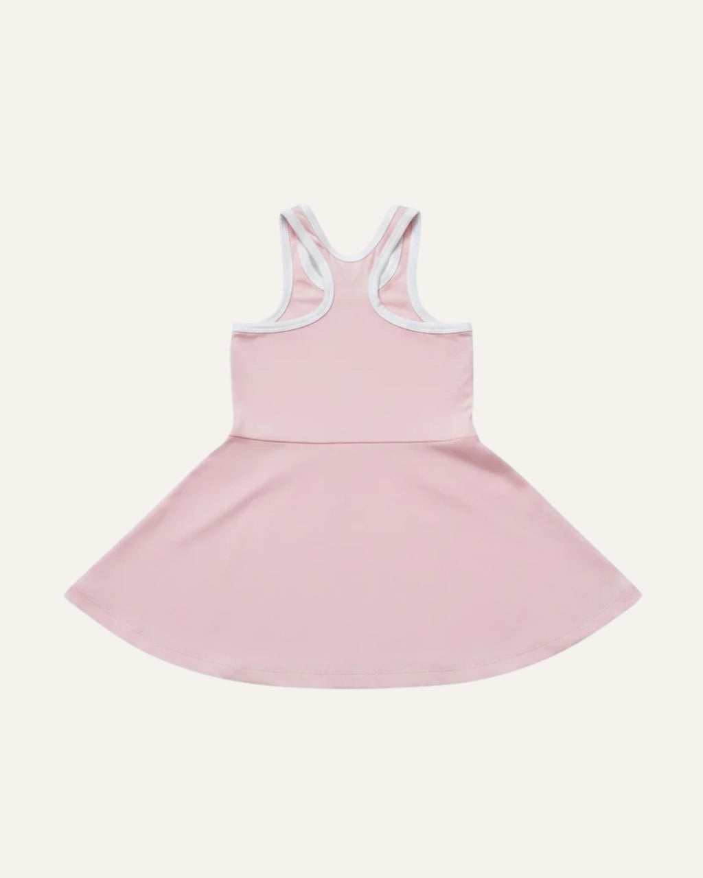 Beyaz biye detaylı ve sportif yüzücü sırtı (racerback) kesimine sahip esnek micromodal Miela Kids kız çocuk tenis elbisesi arka görünüm