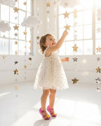 Mini Melissa Yıldız ve Gökkuşağı Detaylı Babet Kombini - Modern Stüdyo Temalı Kız Çocuk Fotoğrafı - Simli Pembe Eğlenceli Tasarım