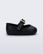 Mini Melissa My First Ballerina siyah kız bebek babet ayakkabısı yandan görünüm, altın rengi ayarlanabilir toka detayı