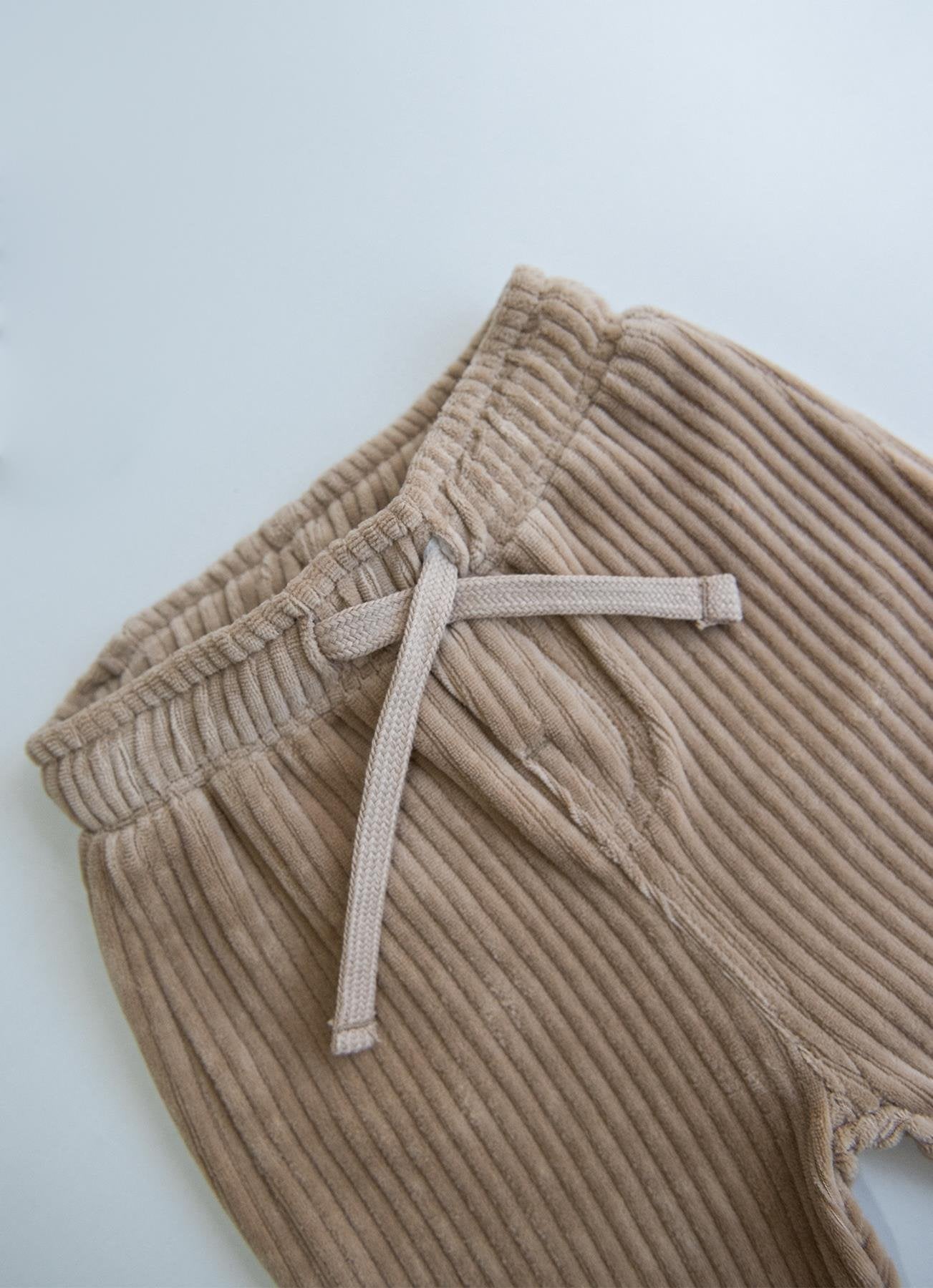 Organik Pamuk Köpek Nakışlı 2’li Takım – Kadife Pantolon & Sweat