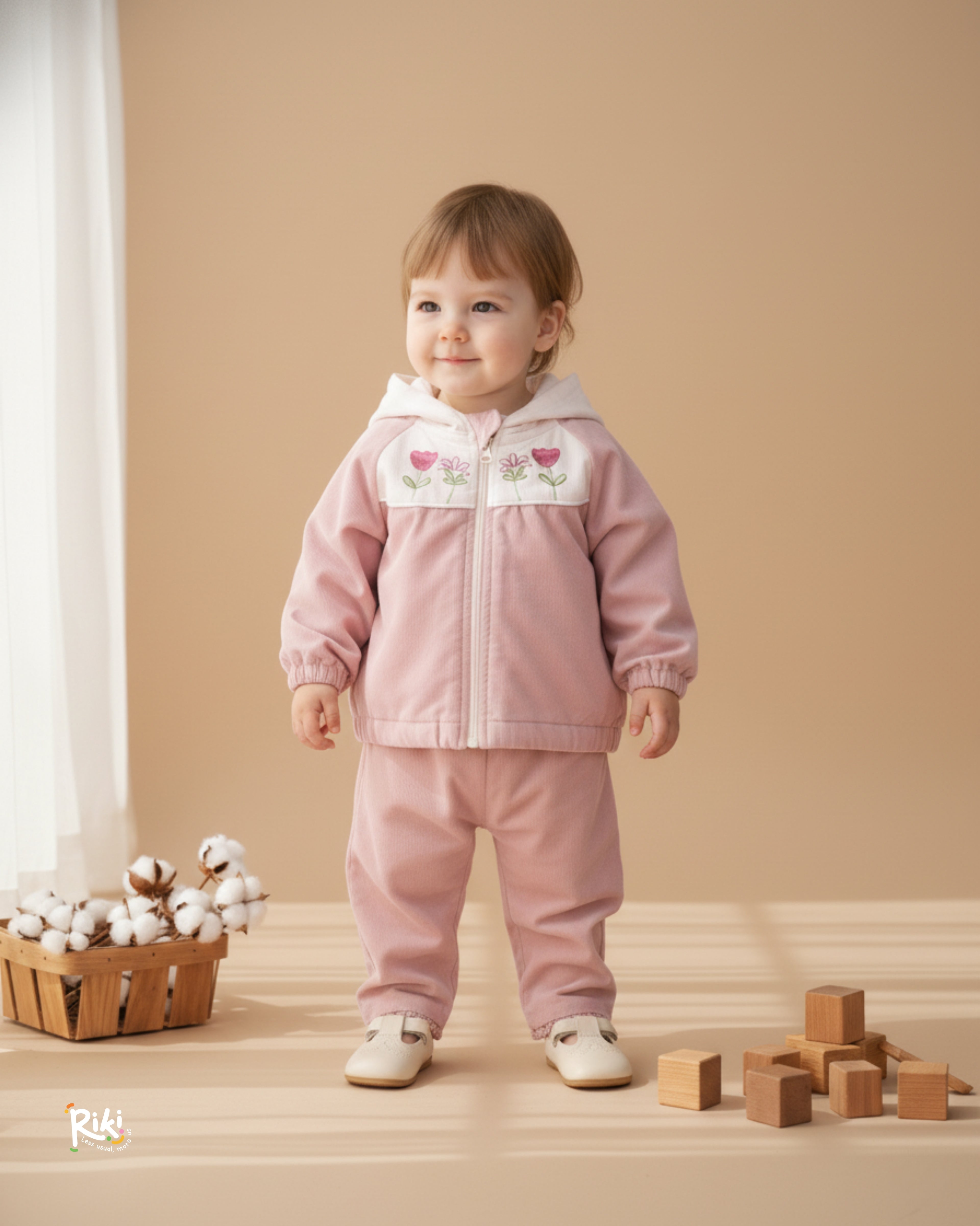 Crystal Baby İnce Fitilli Kadife Nakışlı Kapüşonlu Ceket – Pudra & Soft Rose