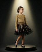 Golden Elegance Bluz – Dokulu Gold Motifli Özel Dikim