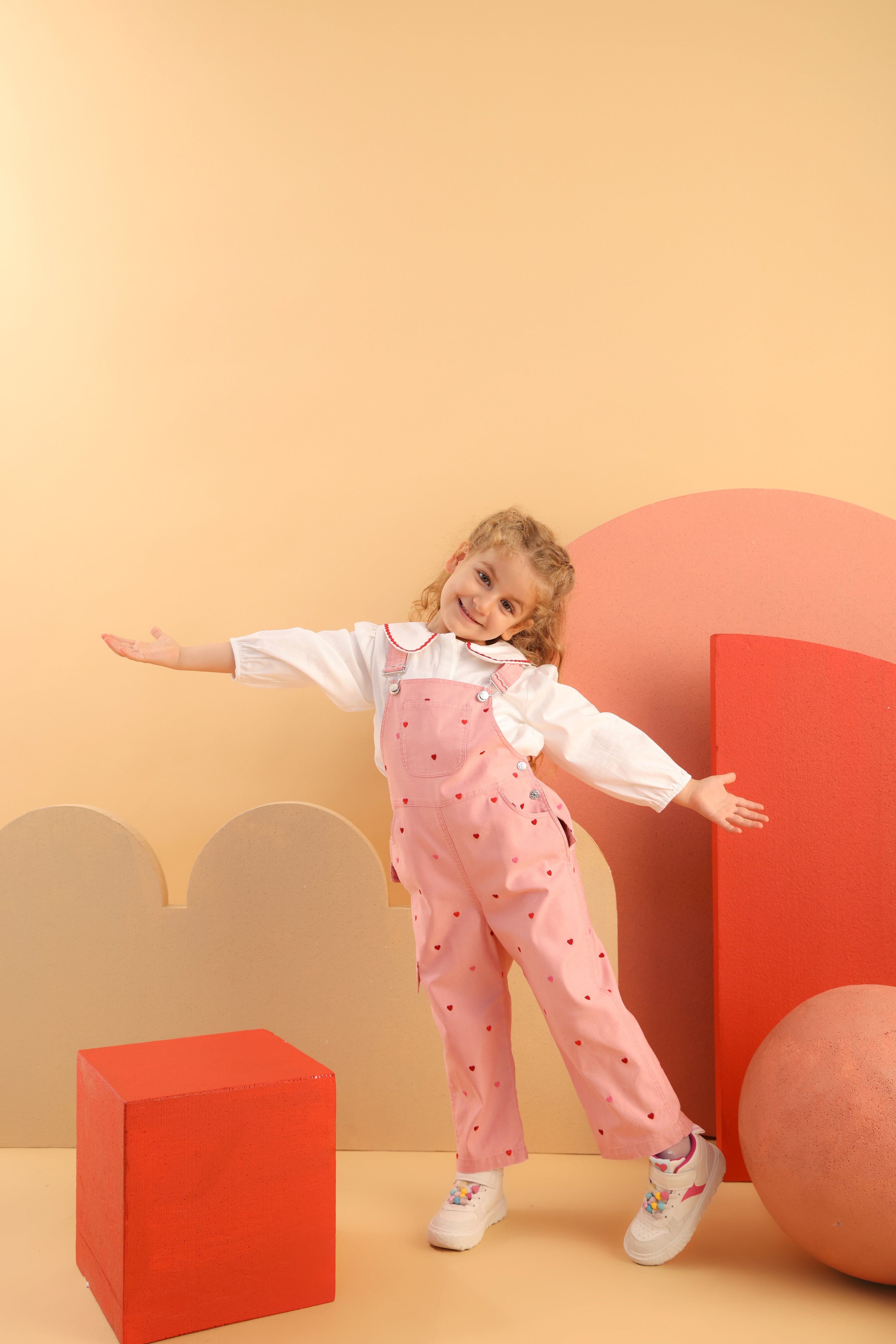 Patique SweetHearts Denim Salopet Set – Yumuşak Denim + Scallop Yakalı Gömlek