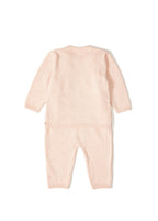 Organik Pamuk Pembe Kedi Desenli Triko Kız Bebek Takımı (Hırka & Salopet)
