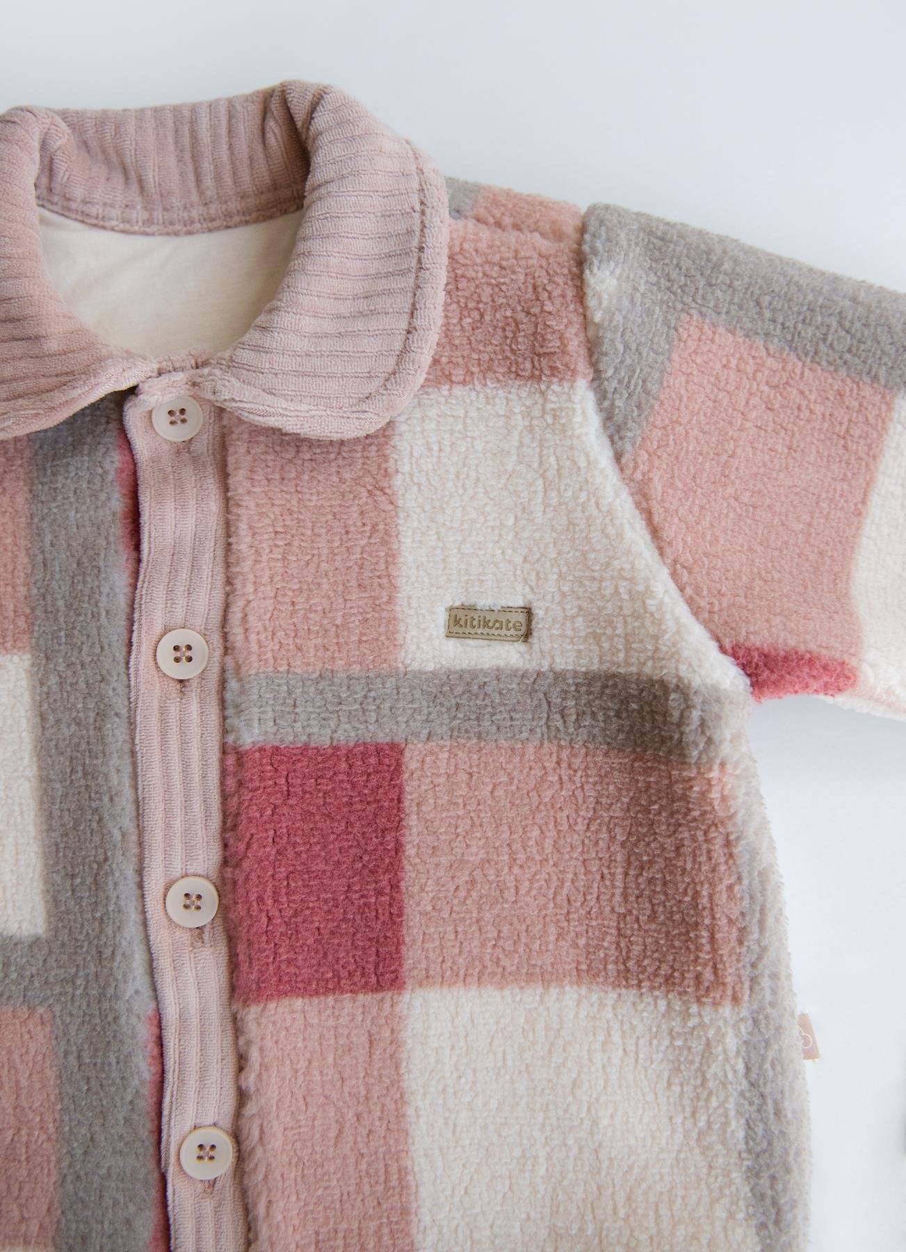 Pastel Kare Desenli Kadife Dokulu Pembe Ceket – Yumuşacık Puffie