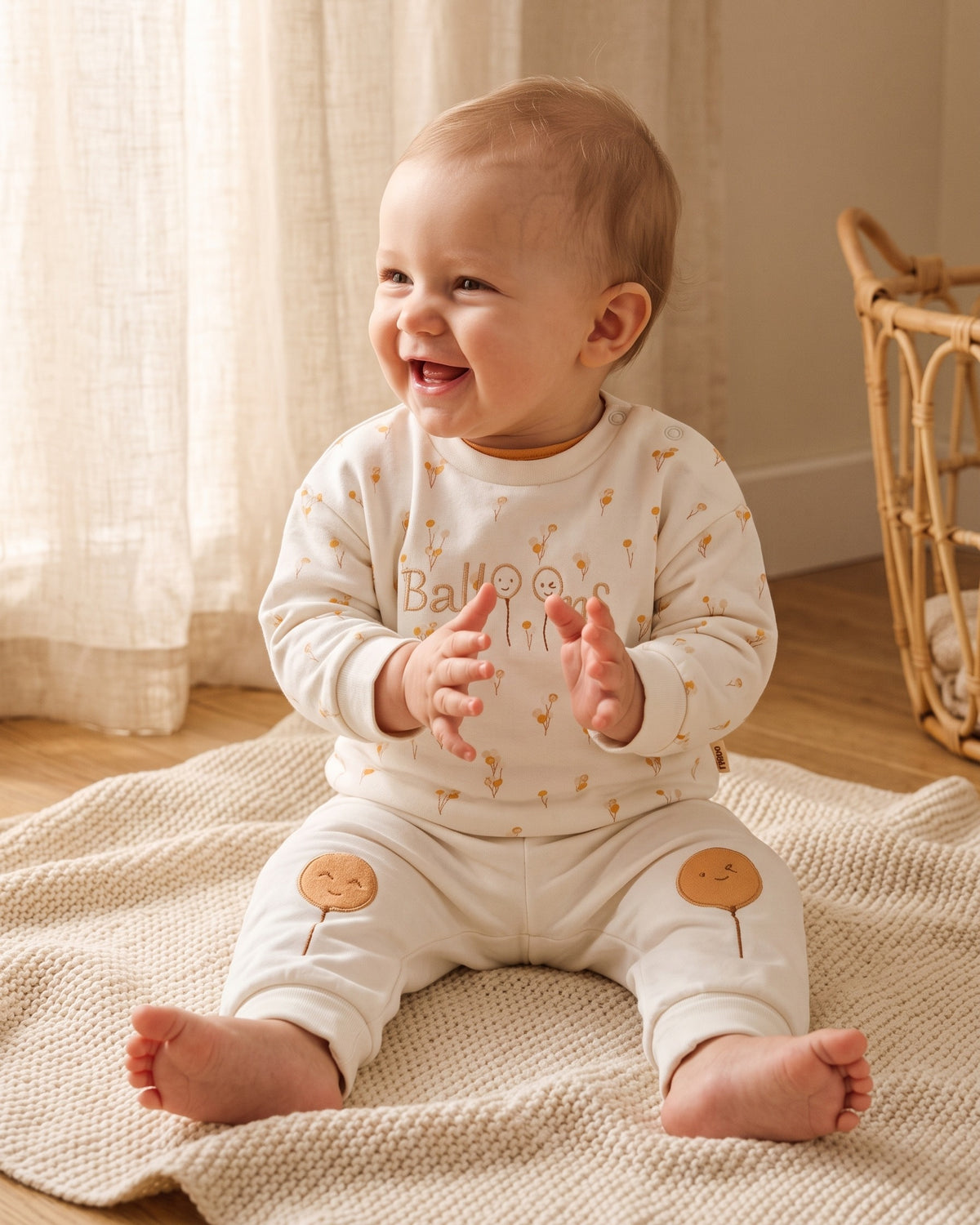 BabyCosy organik pamuk Balloons takım giyen bebek, krem nursery