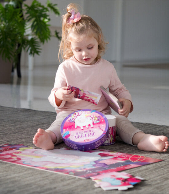 Puzzle The Magic Unicorn: Büyülü Unicorn - 30 Parça Puzzle ve Hikâye Kitabı